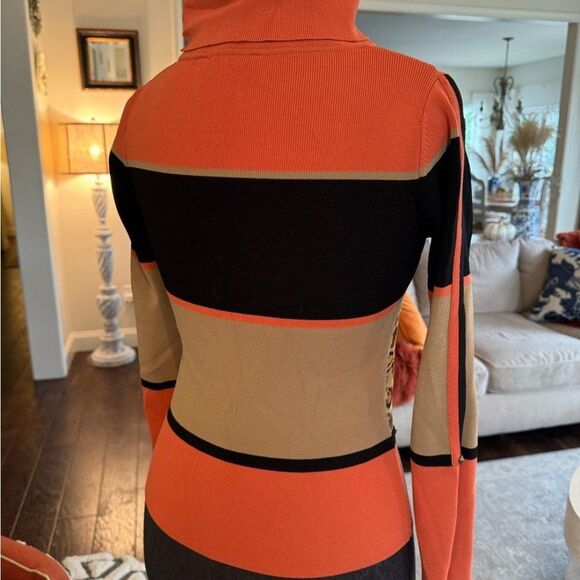 Radzoli Multicolor Cowl Neck Sweater - Picture 3 of 4